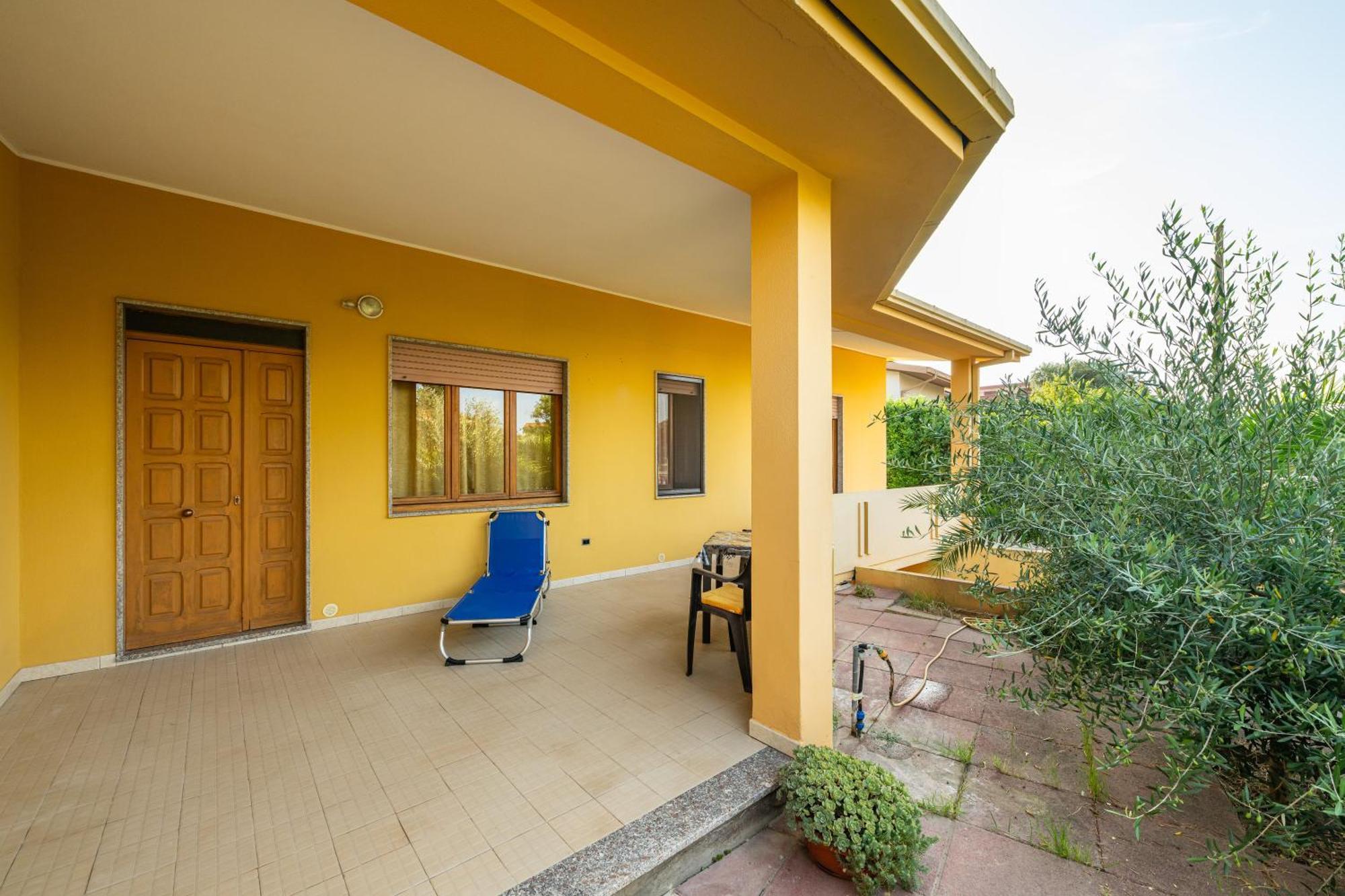 Casa Vacanze San Giovanni San Giovanni Suergiu Exterior photo